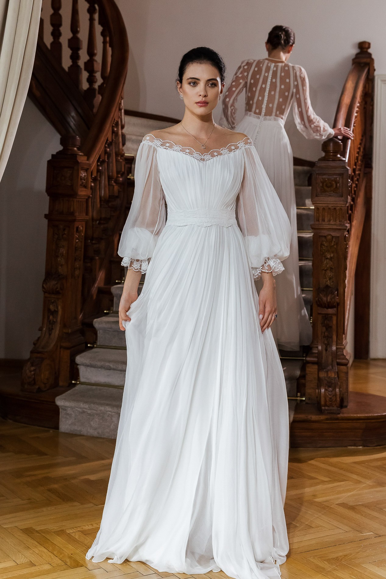 ARA DRESS