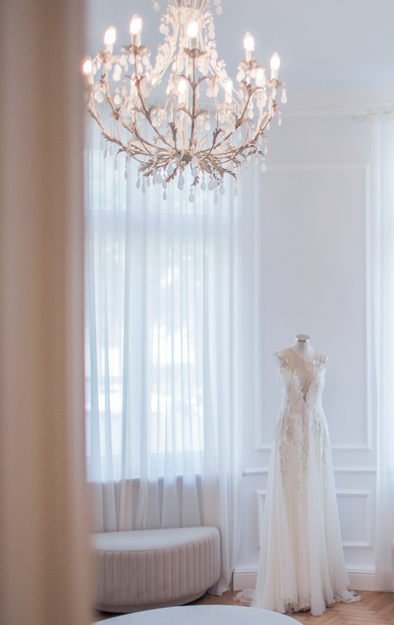 Rhea Costa Showroom